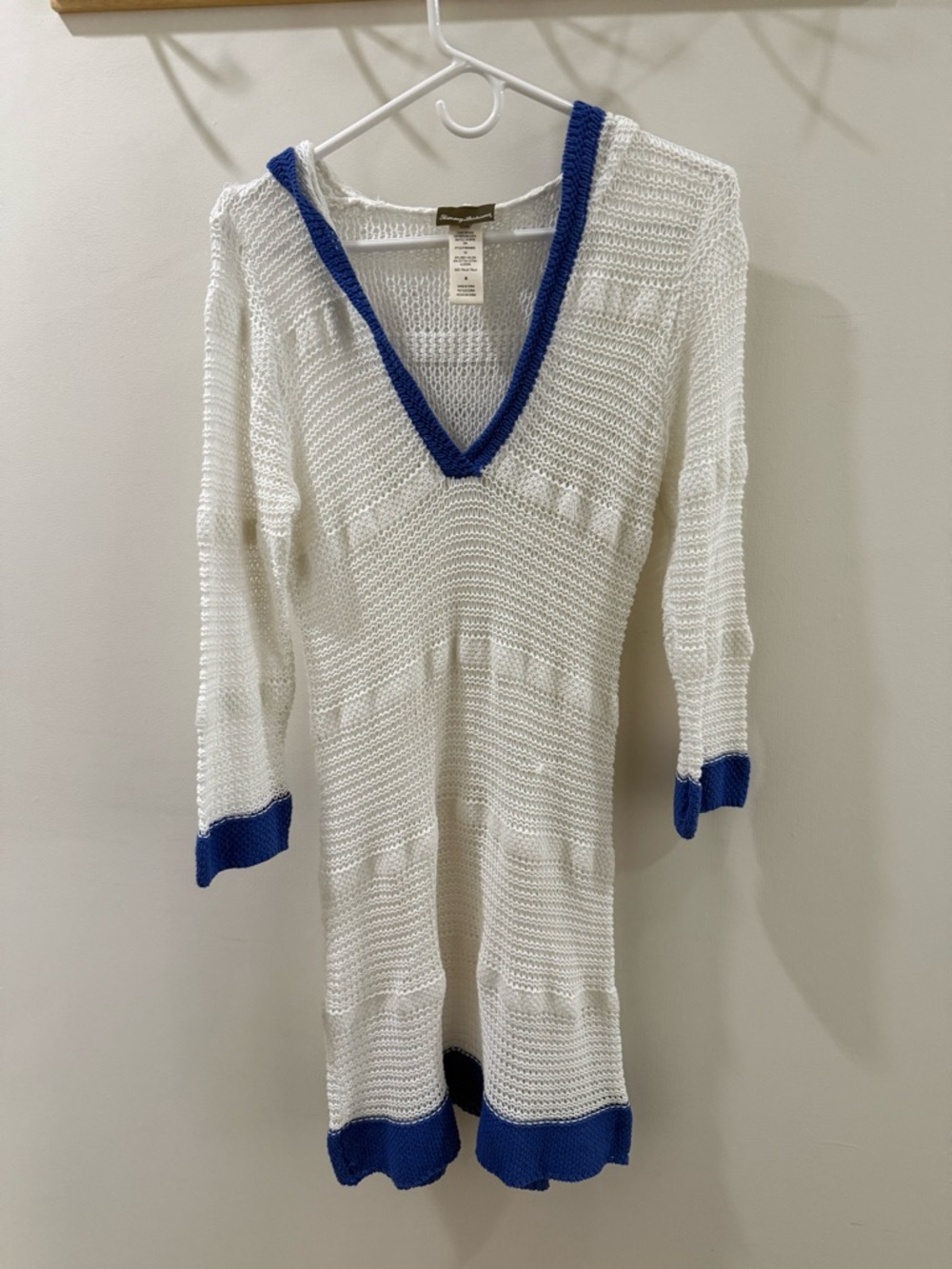 Tommy Bahama White Knit Top with Blue Trim